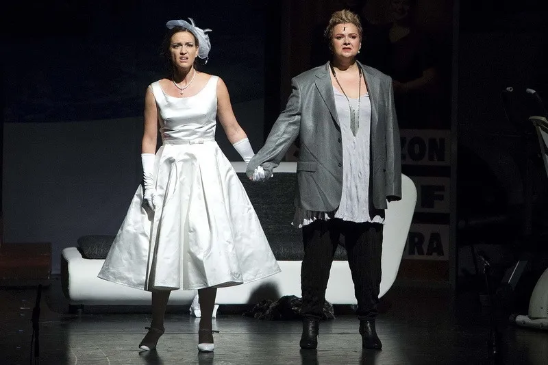 Operakaland - Keszei Bori (Susanna) és Fodor Beatrix (Grófné)